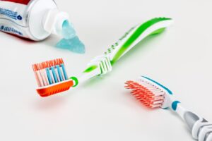 レーザー美顔器を家族で共有する際の衛生管理はどうすればいい？