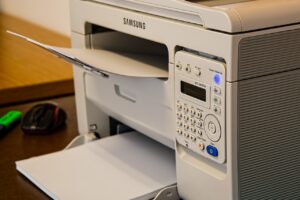 レーザー美顔器とレチノールの併用は可否について知っておくべきことは？