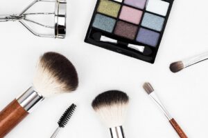 レーザー美顔器使用後のアフターケアにおすすめの化粧品は？