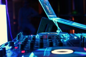 リフトアップに効果的な家庭用LEDマスクの選び方は？